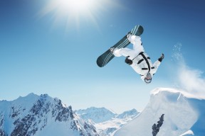 星空体育-东契奇王者归来，独行侠血洗斯台普斯！